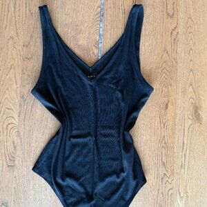 American Eagle V Neck Ribbed Bodysuit